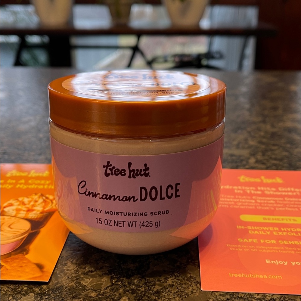 Tree Hut Cinnamon Dulce In Shower Hydration scrub graham cracker coconut caramel - Picture 6 of 7